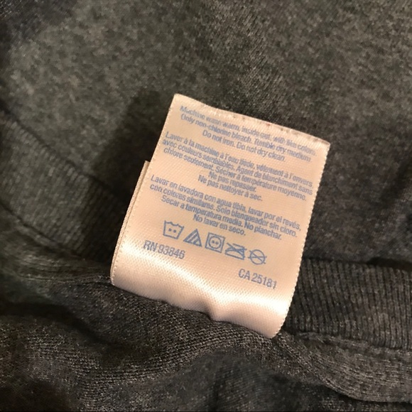 Cats Long Sleeve Graphic Tee Womens Size Small Grey Spell Out Paw Print - Picture 13 of 13